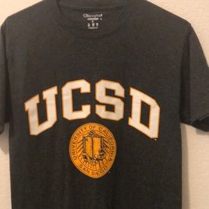 CHAMPION TEE SHIRT FROM UNIVERSITY OF CALIFORNIA SAN DIEGO